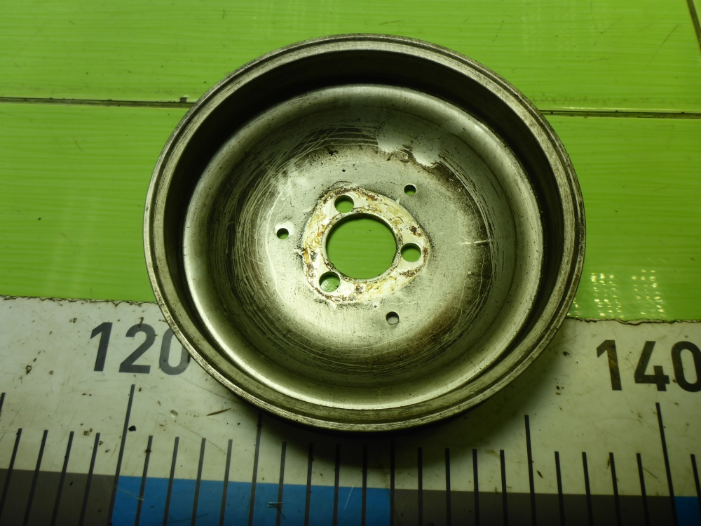 Шкив водяного насоса (помпы)