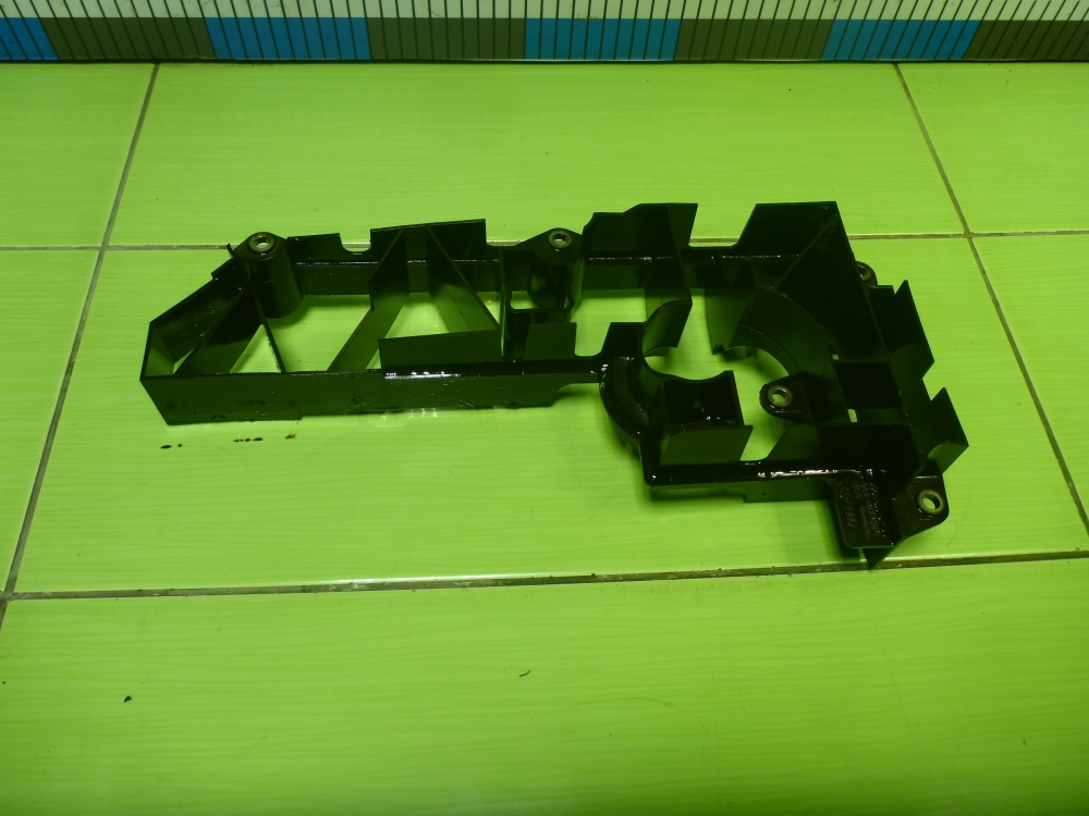 Маслоотражатель