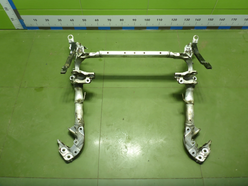 Балка подмоторная