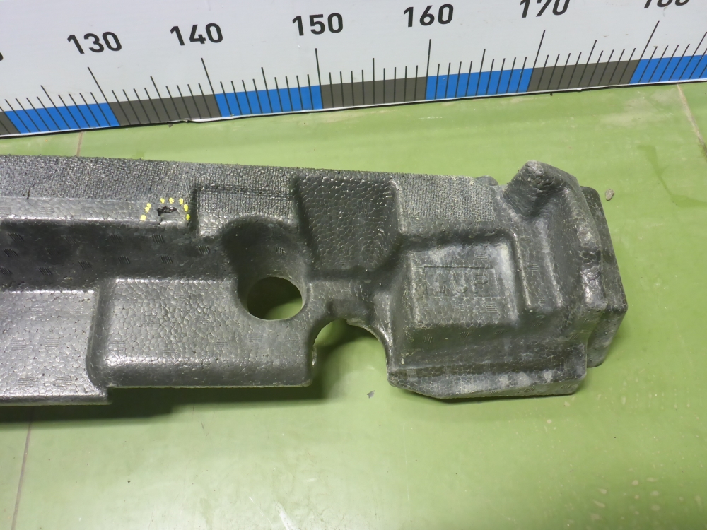 Наполнитель переднего бампера