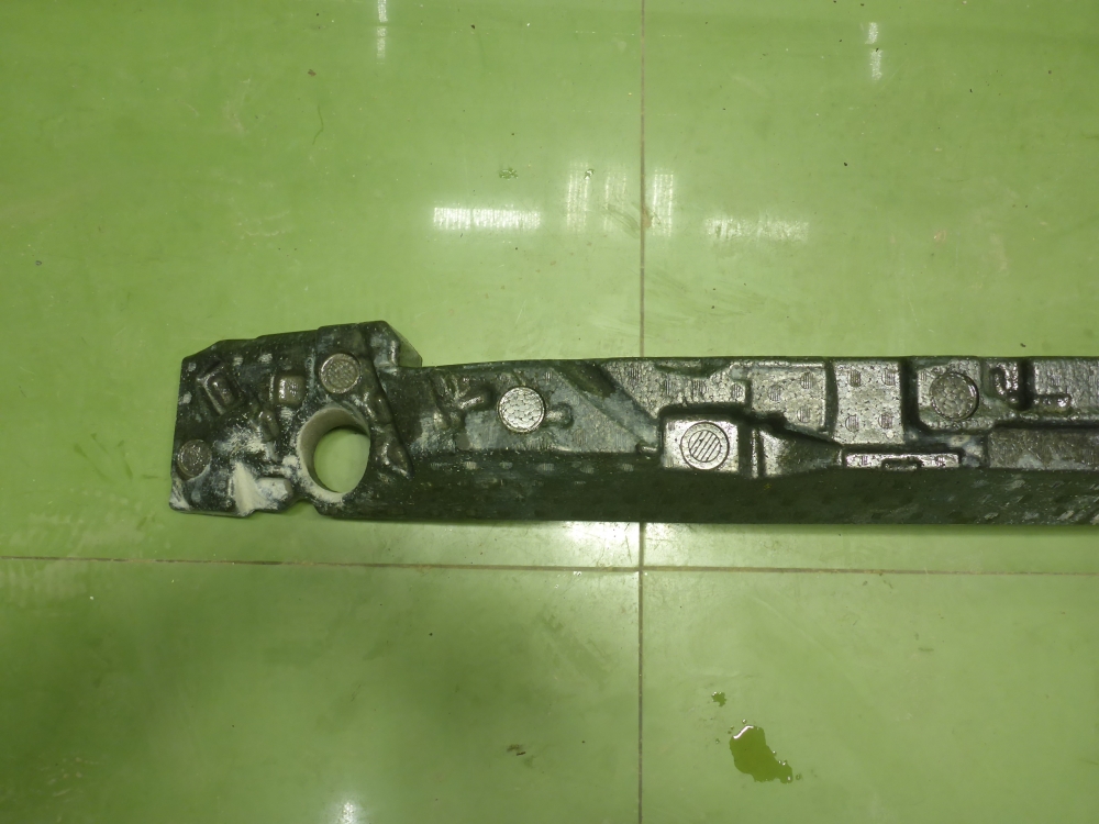 Наполнитель переднего бампера