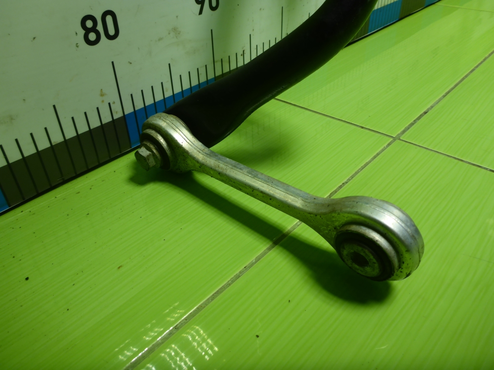 Стабилизатор передний