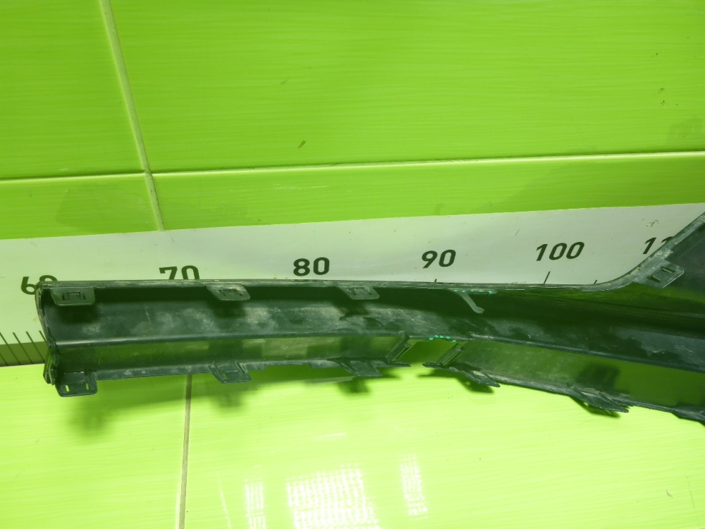 Накладка переднего бампера правая