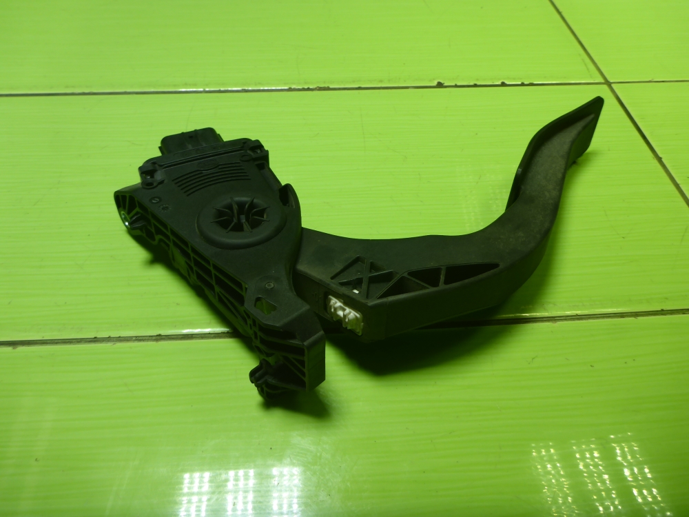 Педаль электронная