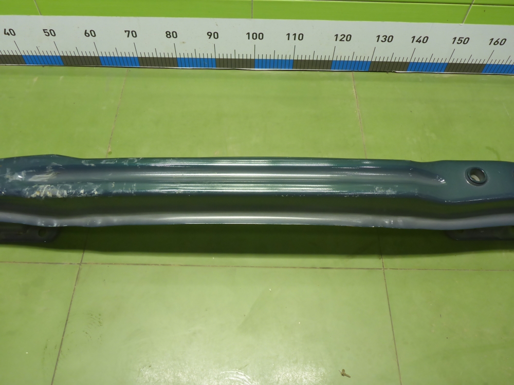 Усилитель заднего бампера