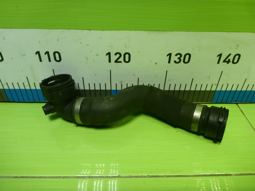 Шланг системы охлаждения