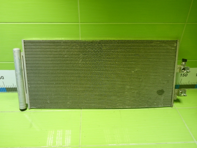 Радиатор кондиционера / конденсер