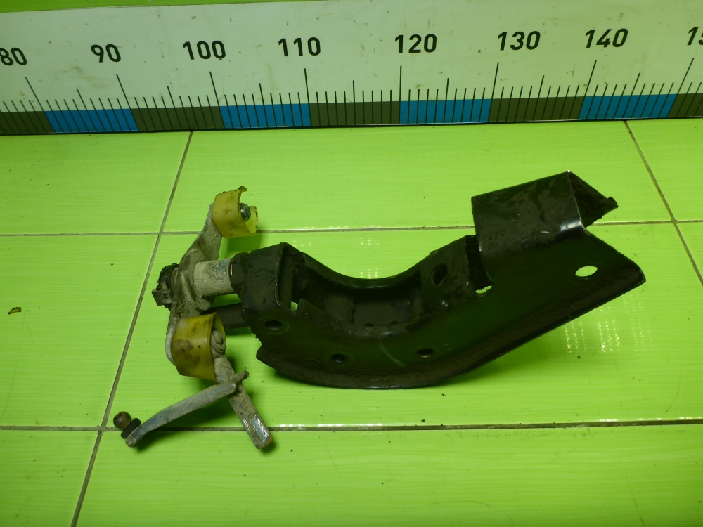 Кронштейн КПП