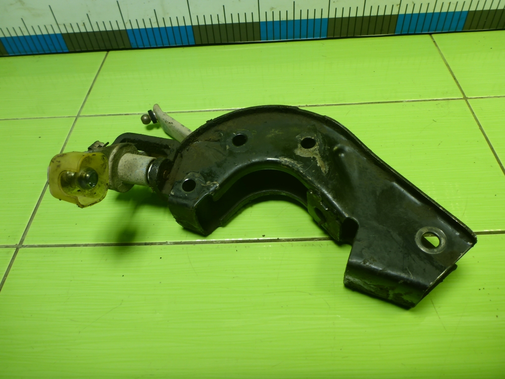 Кронштейн КПП