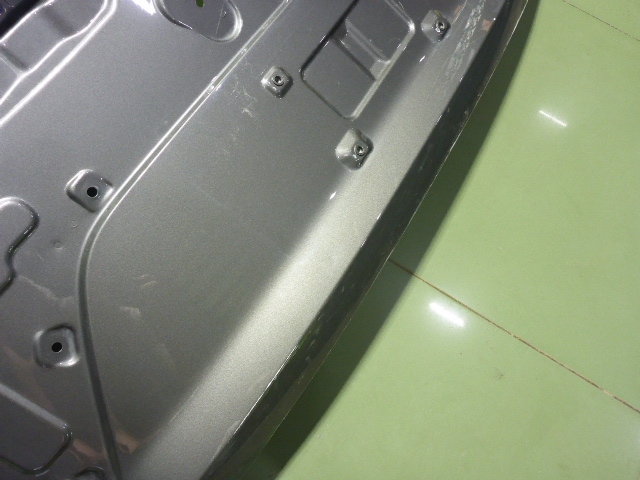 Дверь багажника