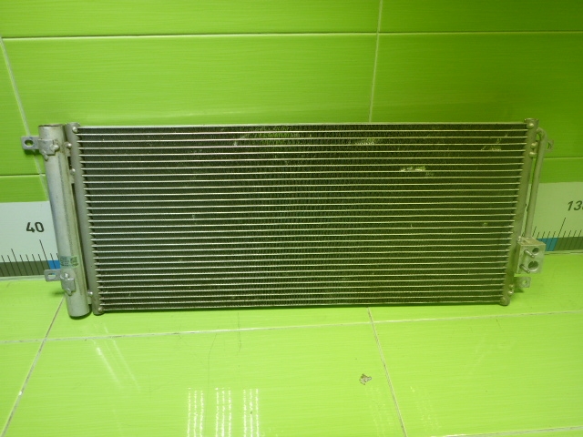 Радиатор кондиционера / конденсер
