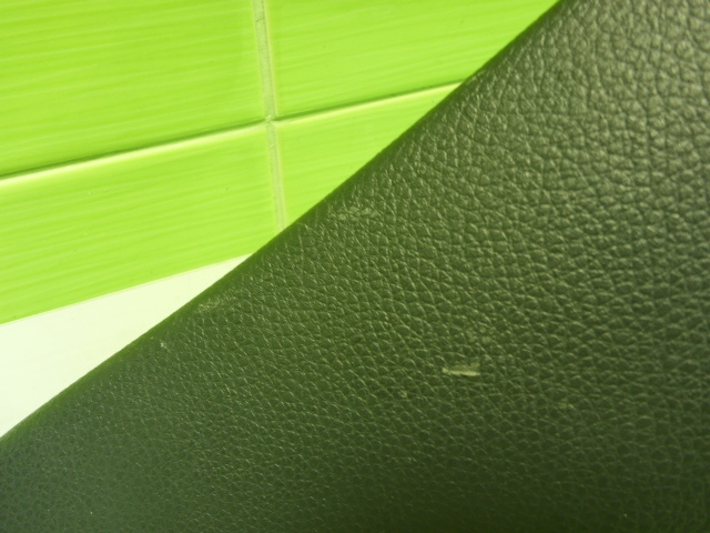 Обшивка двери багажника