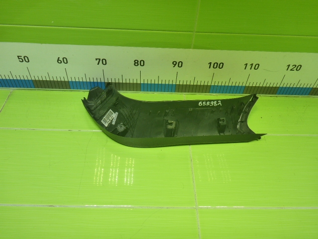 Обшивка двери багажника