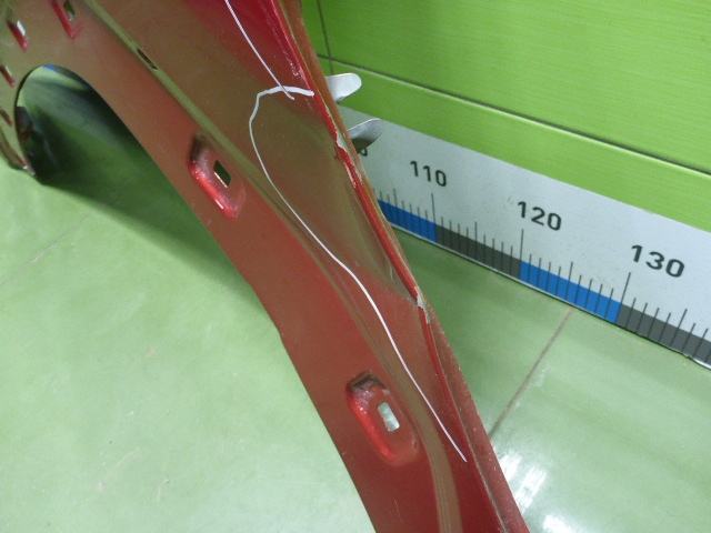 Крыло переднее левое