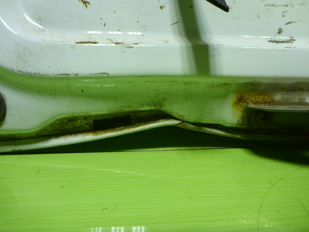 Крышка бардачка