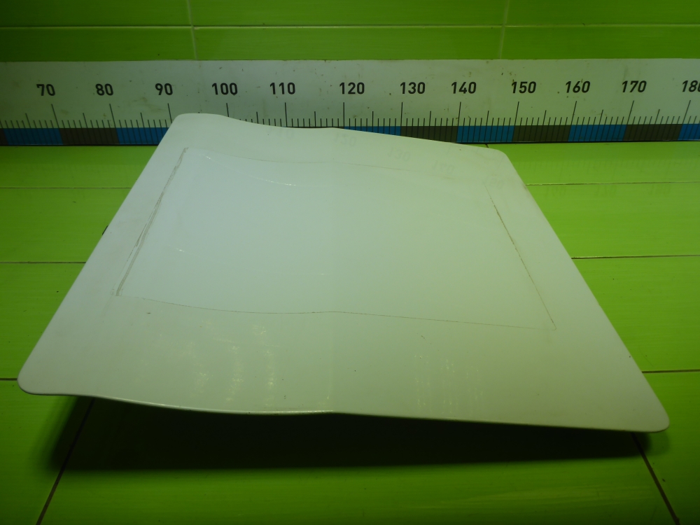 Крышка бардачка