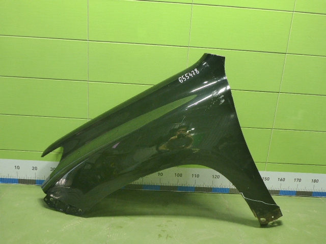 Крыло переднее левое