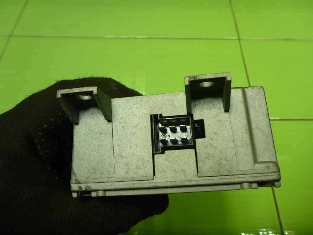 Преобразователь напряжения (адаптер)