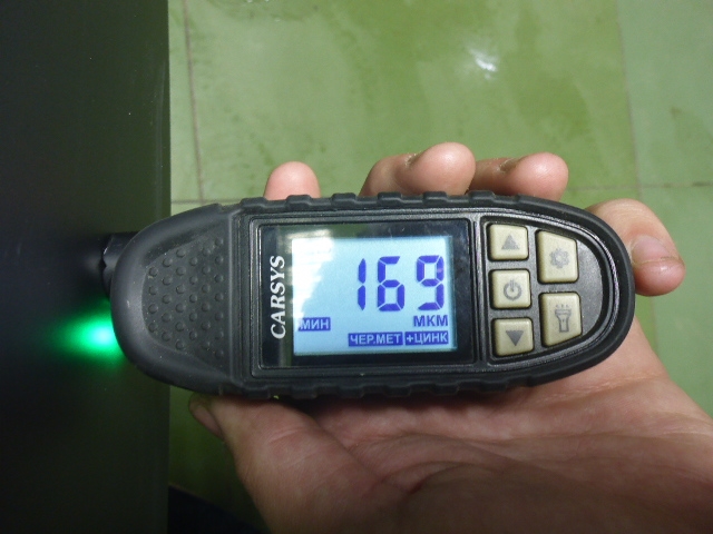 Дверь багажника