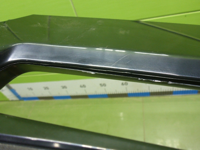 Спойлер (дефлектор) крышки багажника