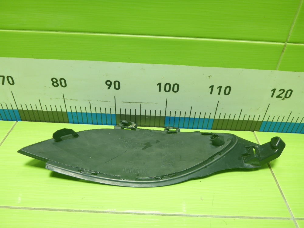 Решетка в бампер левая