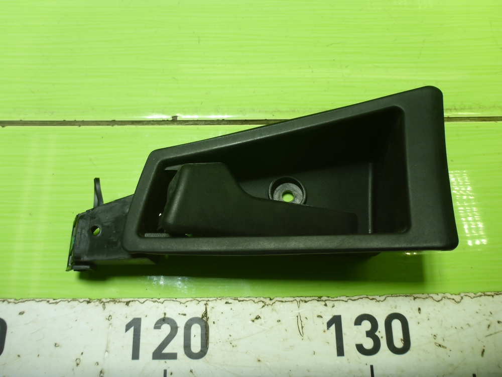 Ручка двери внутренняя левая