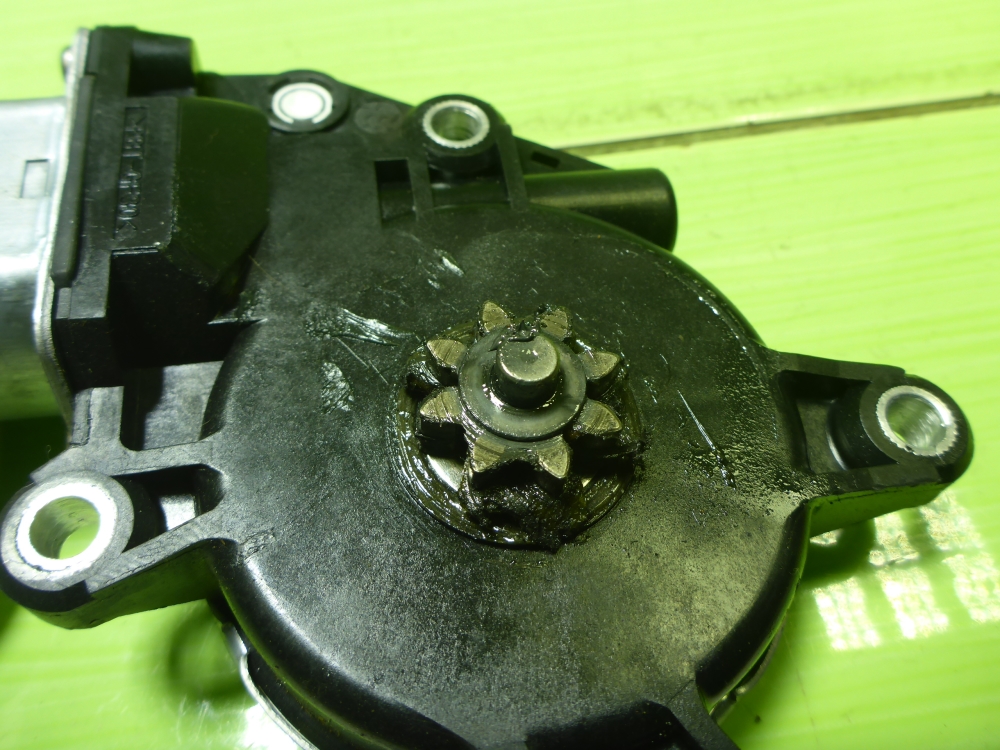 Моторчик стеклоподъемника