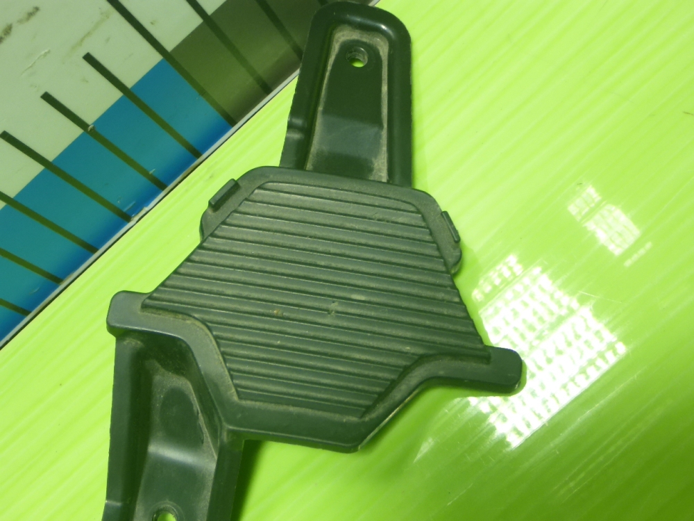 Накладка на решетку радиатора