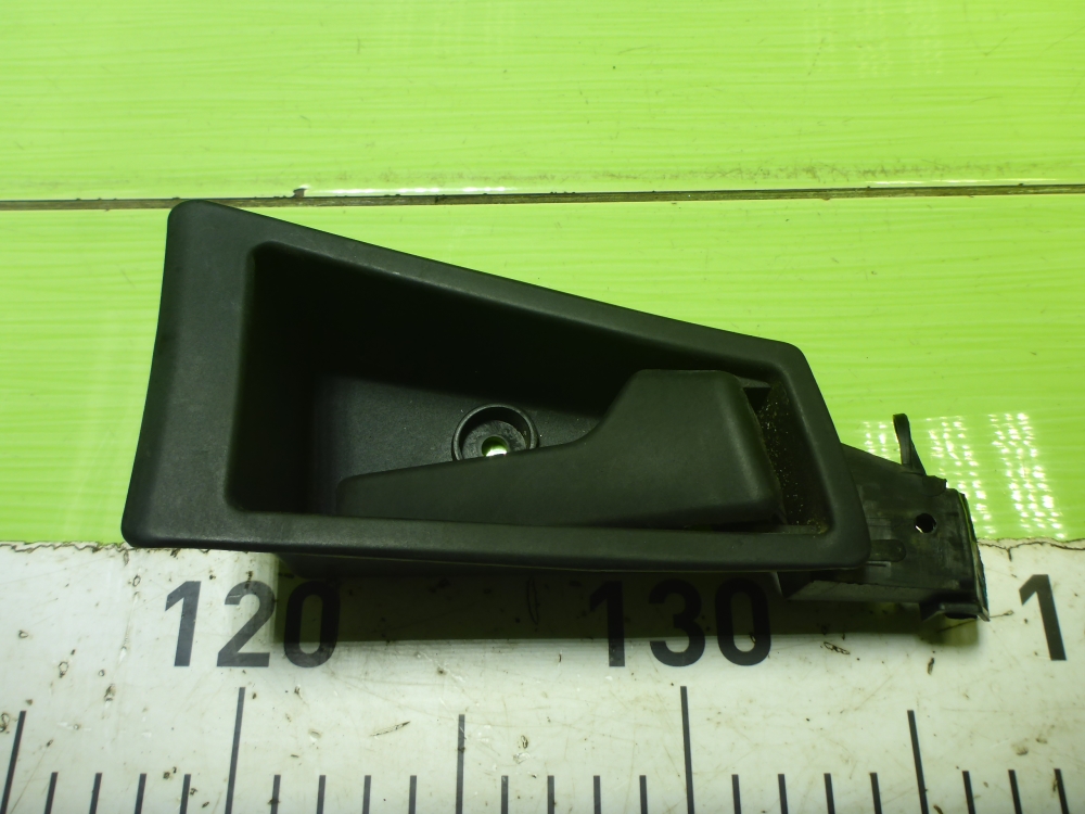 Ручка двери внутренняя правая