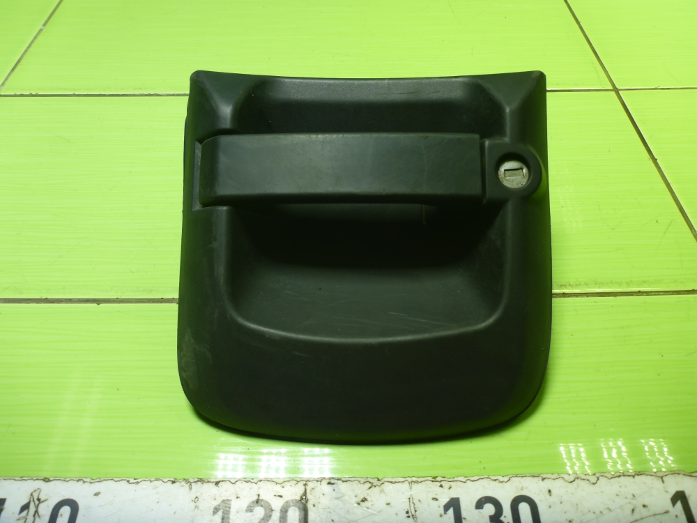 Ручка двери передней наружная