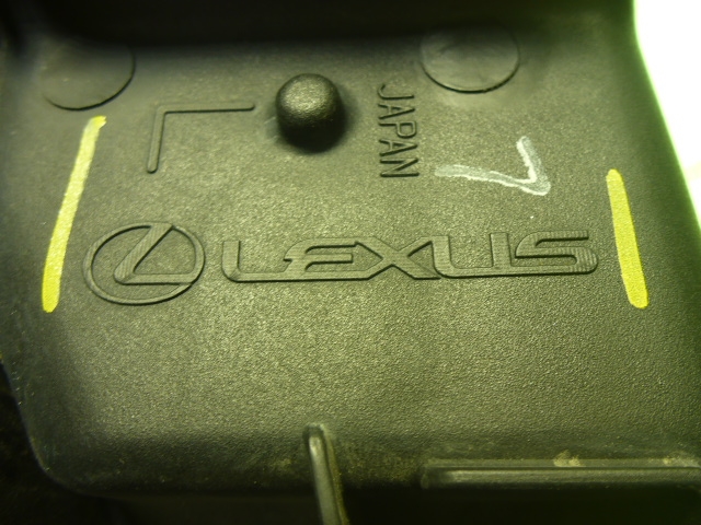 Фара противотуманная левая