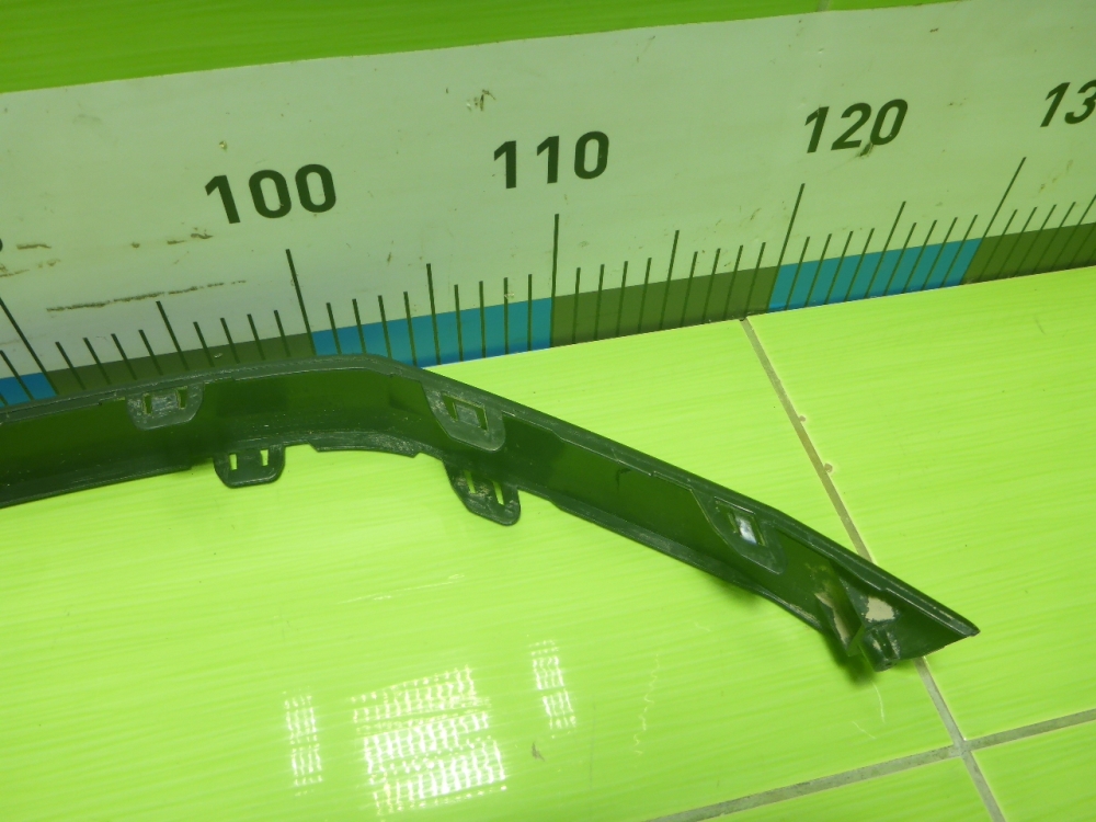 Накладка заднего бампера левая