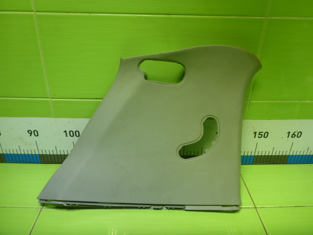 Обшивка багажника