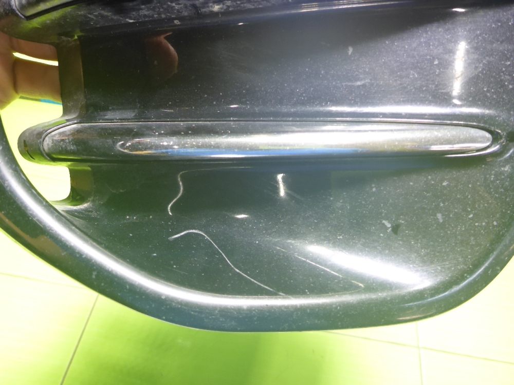 Рамка противотуманной фары правой