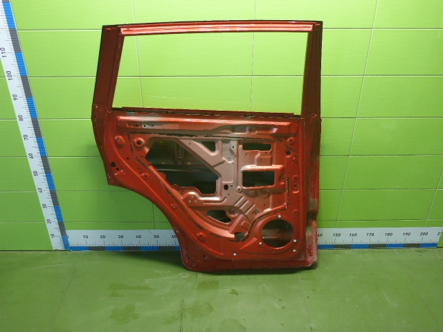 Дверь задняя левая