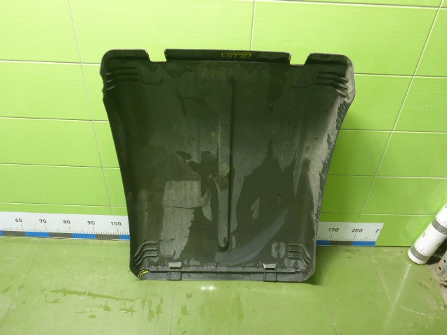 Кузовной элемент