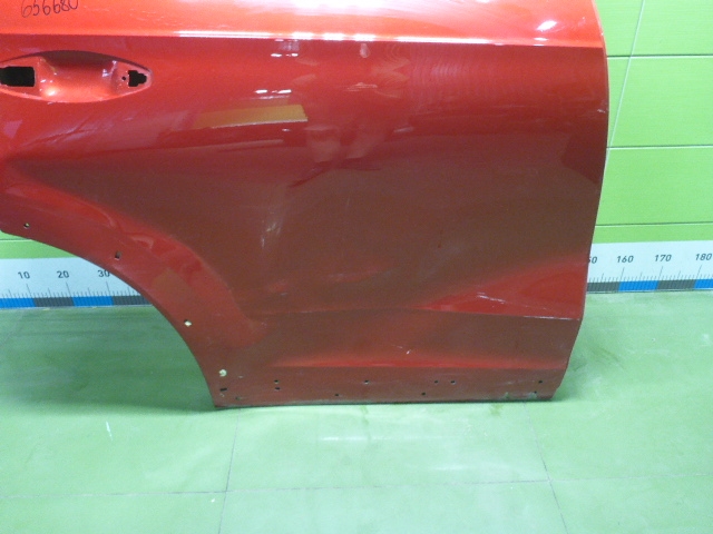 Дверь задняя правая