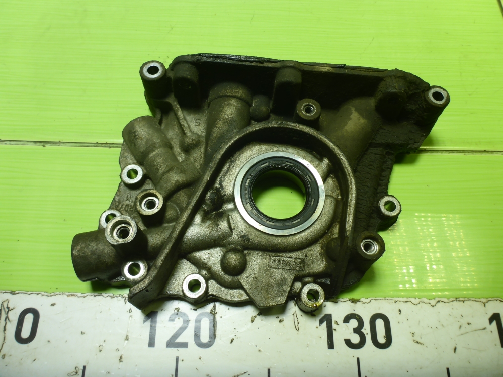 Насос масляный