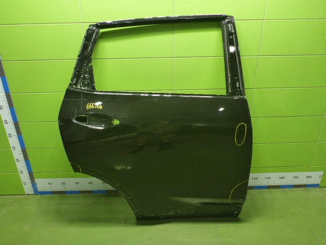 Дверь задняя правая