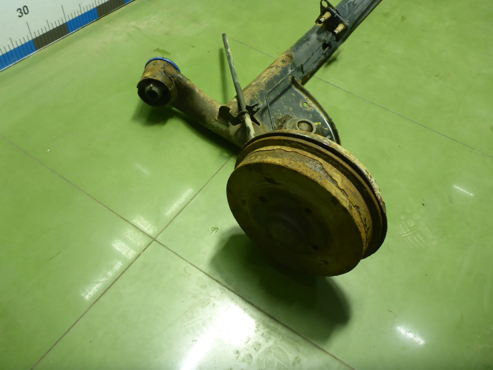 Балка задняя