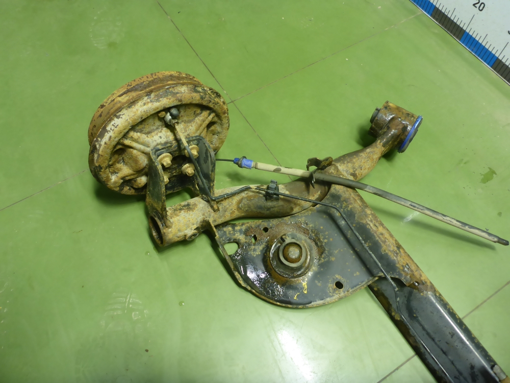 Балка задняя