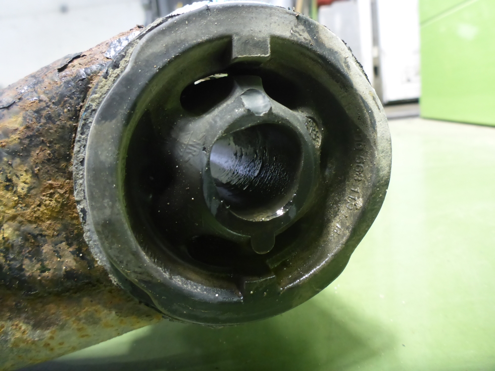 Балка задняя