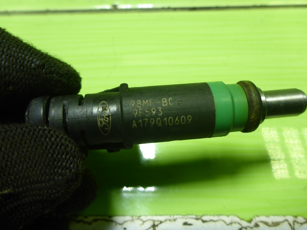 Форсунка инжекторная электрическая