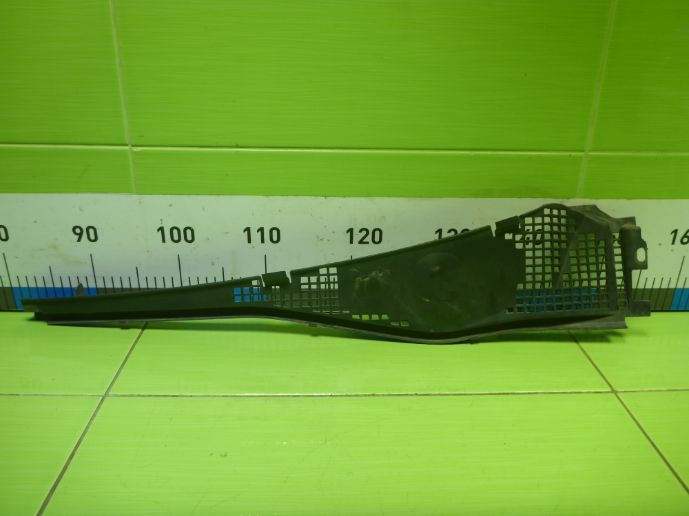 Решетка стеклоочистителей (Жабо)