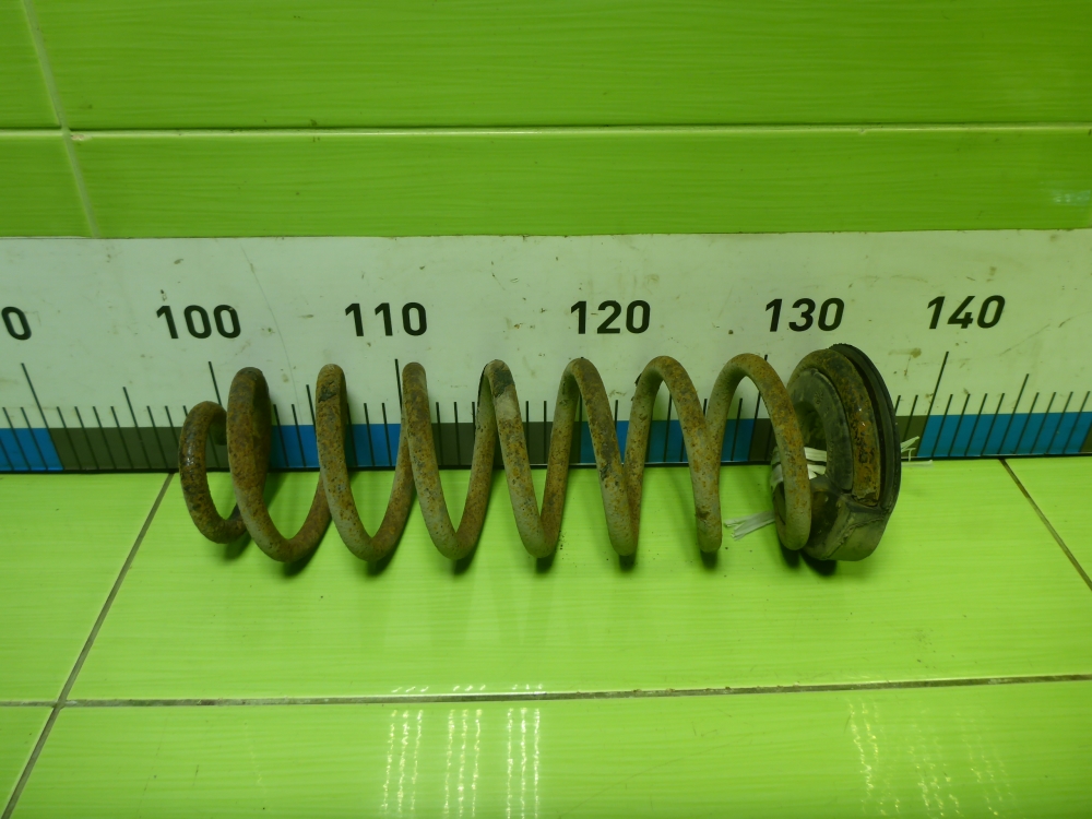 Пружина задняя