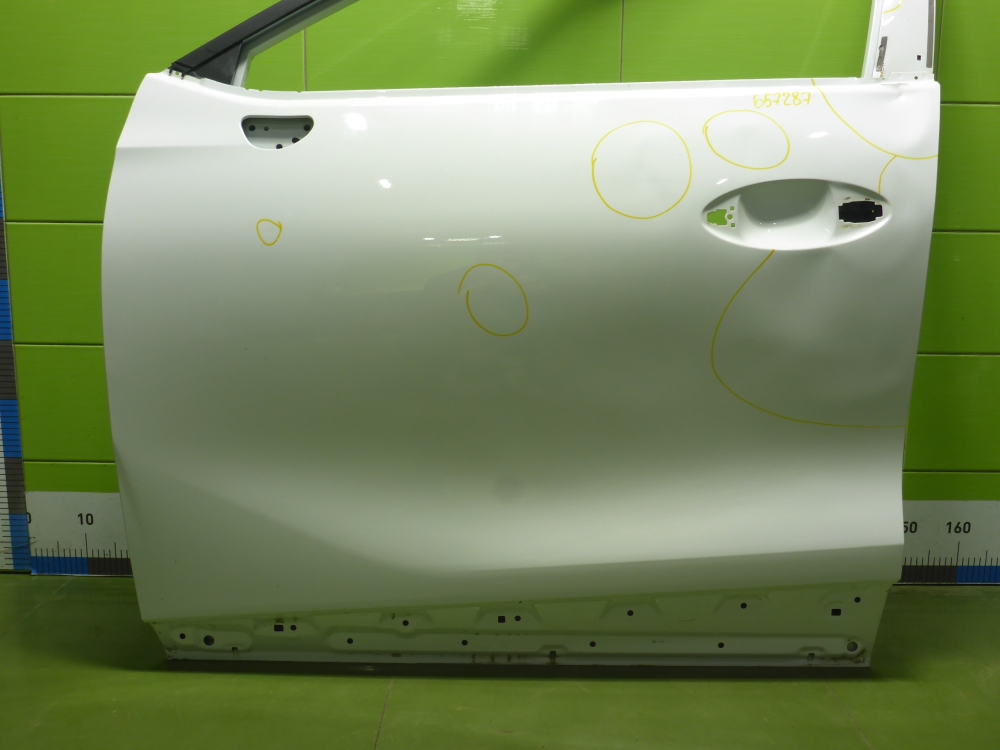 Дверь передняя левая