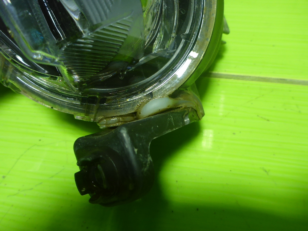 Фара дневного света левая (ходовые огни)