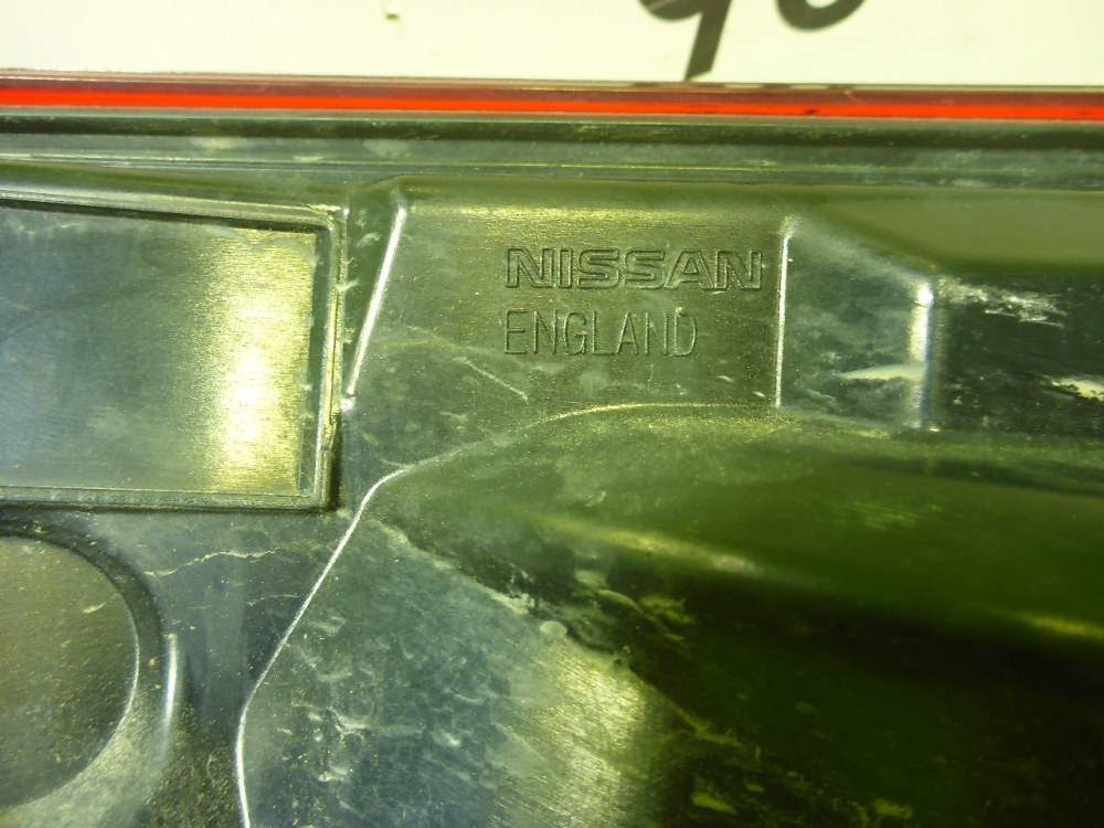 Фонарь задний наружный левый