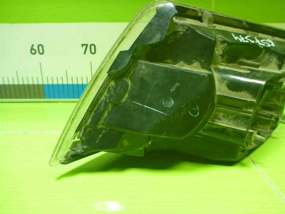 Фонарь задний наружный левый