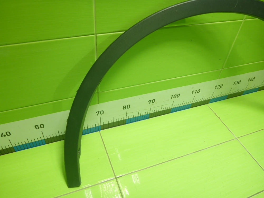 Накладка переднего крыла левого